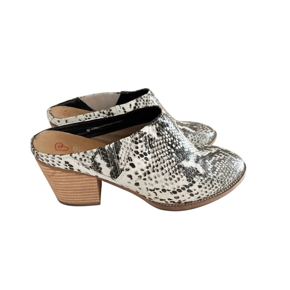 Blondo Norwich Snake Print Leather Mules Waterproof Heels Size 10M Block Heel